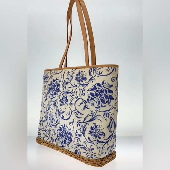 Lauren Ralph Lauren Handbags - Lauren Ralph Lauren small wicker bottom floral  tote